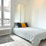Tiny Studio - 12 M2 - Quartier Saint-Ambroise - 5Eme Etage Sans Ascenseur